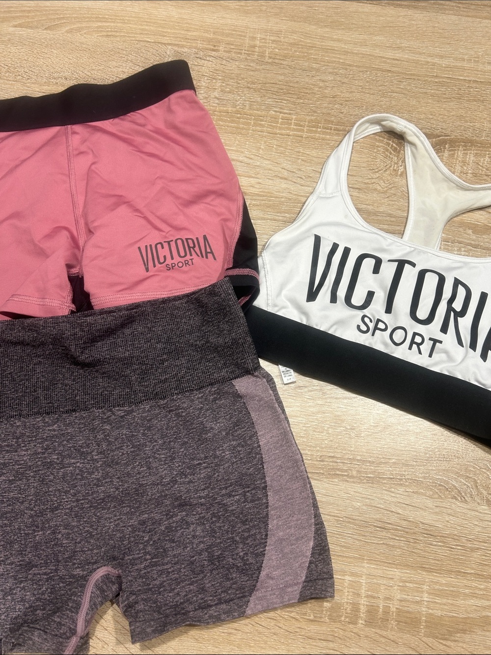 Victoria Sport Pink & White Athletic Set Sz small